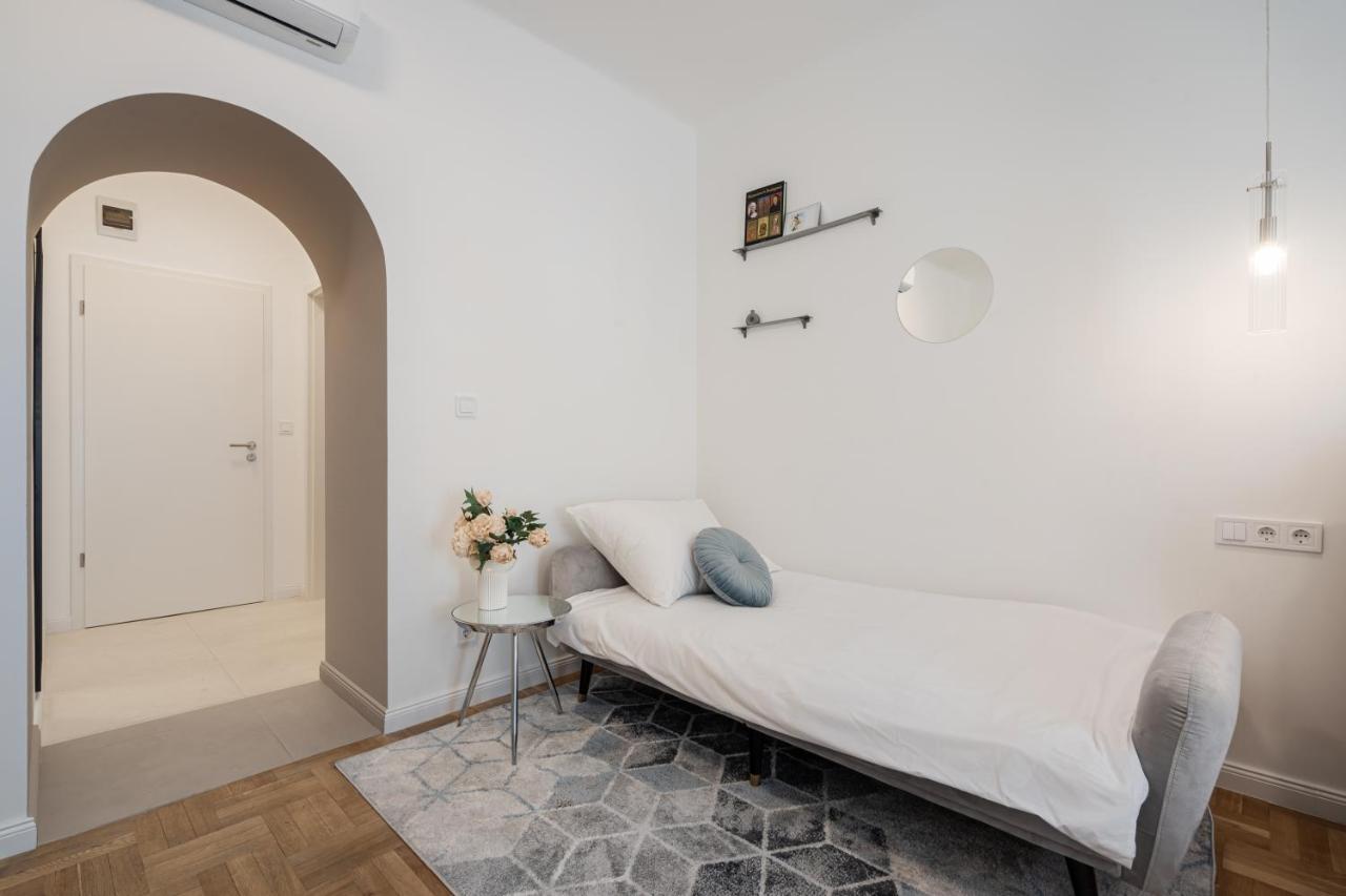D71 - Central Cozy Suite, Best Location By Bqa บูดาเปสต์ ภายนอก รูปภาพ